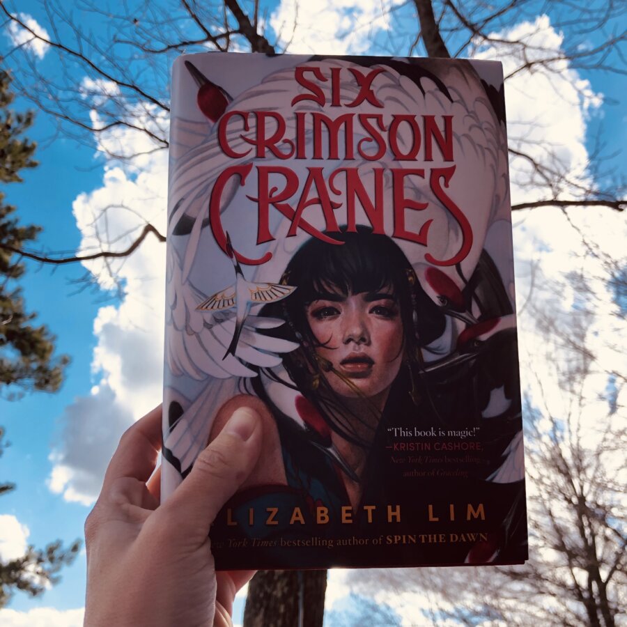 Read more about the article YA Fantasy Book Review: Six Crimson Cranes
